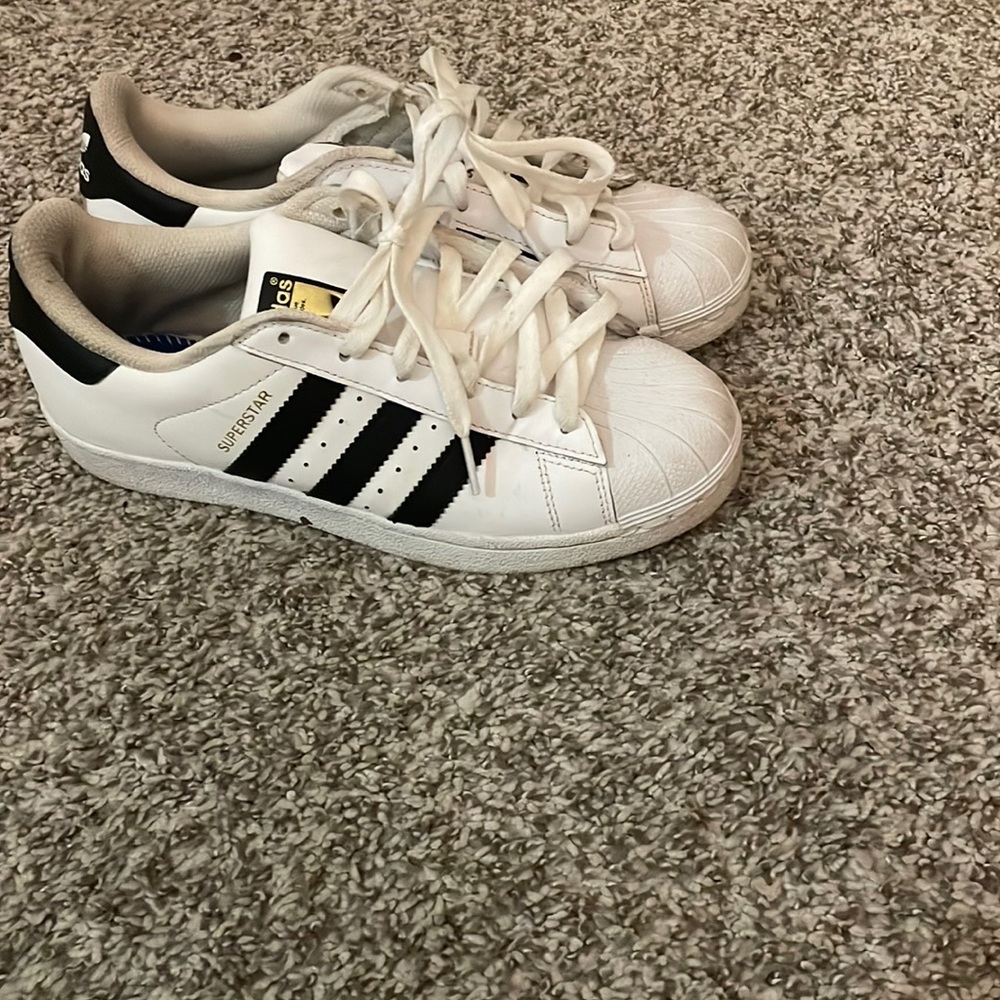 Adidas superstar